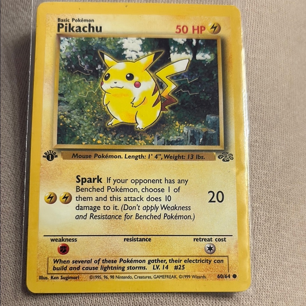 Pikachu Pokémon Card 1st edition MINT